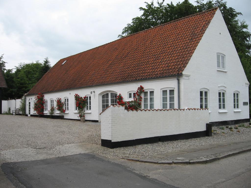 Skovridergaardens Ferielejligheder Aabenraa Oda fotoğraf